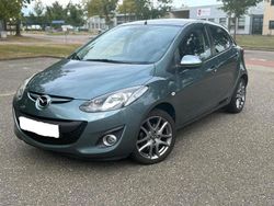 Grau Gebraucht 2012 Mazda 2 Limousine | 3.800 € (Etwas zu teuer)