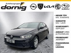 Deep black perleffekt (schwarz) Gebraucht 2024 VW Polo Life Kleinwagen | 19.850 € (Fairer Preis)