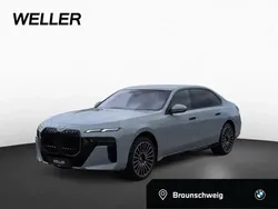 Brooklyn grau (grau) Neu 2025 BMW 740 Comfort Edition Limousine | 138.780 €
