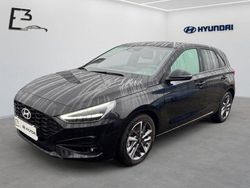 Abyss black / mic Gebraucht 2024 Hyundai i30 Advantage Limousine | 24.990 € (Fairer Preis)