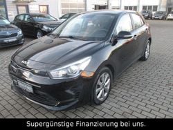 Schwarz Gebraucht 2022 Kia Rio Vision Limousine | 13.490 € (Fairer Preis)