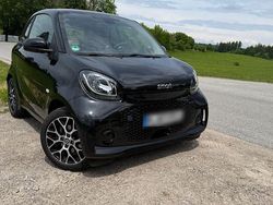 Schwarz Gebraucht 2023 Smart ForTwo Coupé Coupé | 13.700 € (Fairer Preis)