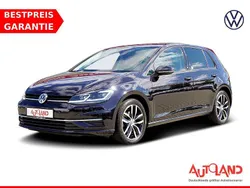 Deep black perleffekt (metallic) Gebraucht 2017 VW Golf VII Sound Limousine | 14.990 € (Fairer Preis)