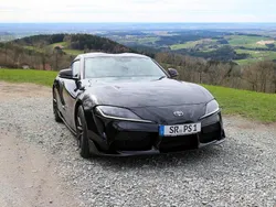 Schwarzmetallic Gebraucht 2024 Toyota Supra Coupé | 63.900 € (Fairer Preis)