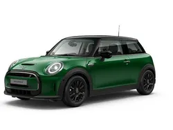 Grün Gebraucht 2023 Mini Cooper SE Classic Kleinwagen | 22.930 € (Fairer Preis)
