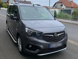 Gebraucht 2018 Opel Combo Life Elegance Van / Kleinbus | 12.700 € (Fairer Preis)