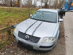Silber Gebraucht 2002 VW Passat Limousine | 750 € (Superpreis)