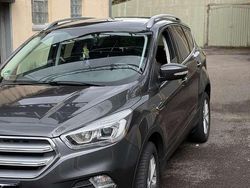 Grau Gebraucht 2019 Ford Kuga Titanium SUV | 16.500 € (Fairer Preis)