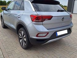 Silber Gebraucht 2023 VW T-Roc Move SUV | 20.600 € (Fairer Preis)