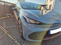 Grau Gebraucht 2022 Cupra Born Kleinwagen | 20.699 € (Guter Preis)