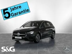 Unilack nachtschwarz Gebraucht 2025 Mercedes B200 Progressive Van / Kleinbus | 34.988 € (Guter Preis)