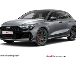 Grau Neu 2025 Audi RS3 Sportback Ambiente Kleinwagen | 83.840 €