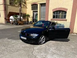 Schwarz Gebraucht 2010 BMW 135 Cabriolet Performance Cabrio | 19.500 € (Guter Preis)