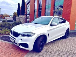 Weiß Gebraucht 2015 BMW X6 Comfort Edition SUV | 38.200 €