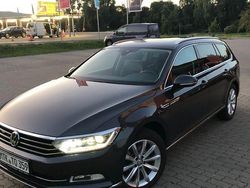 Grau Gebraucht 2019 VW Passat Business Kombi | 19.300 € (Etwas zu teuer)