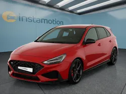 Rot Neu 2024 Hyundai i30 Limousine | 33.799 € (Teuer)