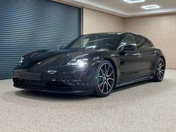 Schwarz Gebraucht 2024 Porsche Taycan 4S Performance Package Limousine | 97.000 €