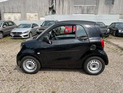 Schwarz Gebraucht 2021 Smart ForTwo Electric Drive Coupé | 6.450 € (Superpreis)