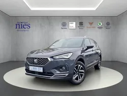 Delfingrau (metallic) Gebraucht 2024 Seat Tarraco Xperience SUV | 33.990 € (Fairer Preis)