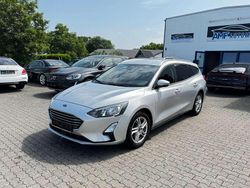 Silber Gebraucht 2020 Ford Focus Cool & Connect Kombi | 14.999 € (Superpreis)