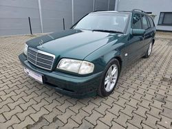 Grün Gebraucht 1999 Mercedes C180 Kombi | 3.650 € (Fairer Preis)