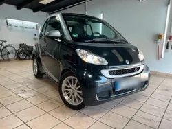 Schwarz Gebraucht 2011 Smart ForTwo Coupé Kleinwagen | 3.600 € (Fairer Preis)
