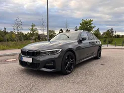 Grau Gebraucht 2020 BMW 330e M Sport Limousine | 37.999 € (Etwas zu teuer)