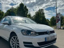 Weiß Gebraucht 2016 VW Golf VII Allstar Limousine | 12.950 € (Fairer Preis)