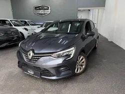 Grau Gebraucht 2021 Renault Clio V Intens Limousine | 11.900 € (Guter Preis)
