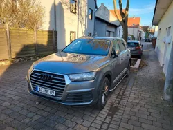 Grau Gebraucht 2017 Audi Q7 Ambiente SUV | 30.000 € (Superpreis)