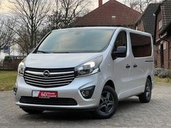 Silber Gebraucht 2018 Opel Vivaro Van / Kleinbus | 21.399 € (Etwas zu teuer)