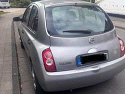 Silber Gebraucht 2004 Nissan Micra Kleinwagen | 1.400 € (Fairer Preis)