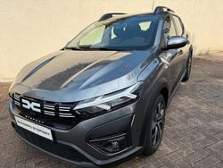 Grau Neu 2025 Dacia Sandero Expression Kleinwagen | 19.475 €