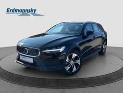 Black solid stone (schwarz) Gebraucht 2023 Volvo V60 CC Plus Kombi | 35.460 € (Superpreis)