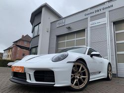 Weiß Gebraucht 2024 Porsche 911 Carrera Coupé | 134.990 €