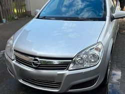 Silber Gebraucht 2008 Opel Astra Kombi | 1.000 € (Superpreis)