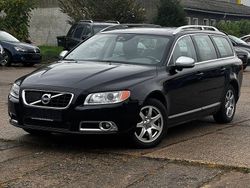 Schwarz Gebraucht 2012 Volvo V70 Kombi | 9.999 €