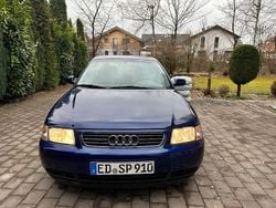 Blau Gebraucht 1998 Audi A3 Ambiente Limousine | 700 € (Guter Preis)