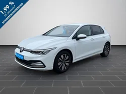 Pure white Gebraucht 2024 VW Golf VIII Move Limousine | 21.900 € (Guter Preis)