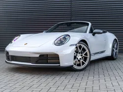 Eisgraumetallic Neu 2025 Porsche 911 Carrera T Cabrio | 159.911 €