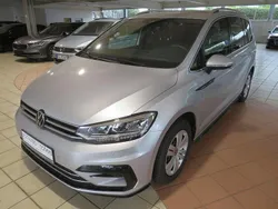 Silber Gebraucht 2024 VW Touran R-line Van / Kleinbus | 34.945 € (Fairer Preis)