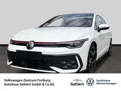 Weiss Neu 2025 VW Golf VIII GTI Limousine | 45.900 € (Teuer)