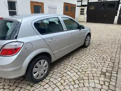 Silber Gebraucht 2005 Opel Astra Limousine | 2.190 € (Fairer Preis)