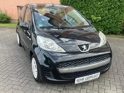 Schwarz Gebraucht 2010 Peugeot 107 Kleinwagen | 2.490 € (Fairer Preis)