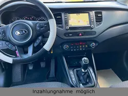 Weiß Gebraucht 2018 Kia Carens Vision Van / Kleinbus | 11.450 € (Fairer Preis)