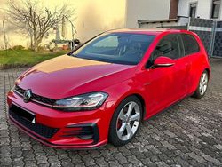 Rot Gebraucht 2017 VW Golf GTI Limousine | 15.500 € (Guter Preis)