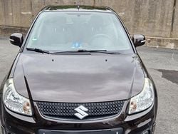 Braun Gebraucht 2012 Suzuki SX4 SUV | 5.100 €