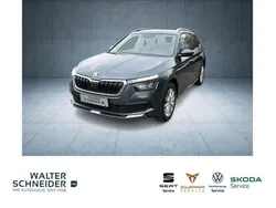 Quarzgrau metallic Gebraucht 2020 Skoda Kamiq Style SUV | 17.850 € (Fairer Preis)