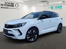Weiss Gebraucht 2024 Opel Grandland X Elegance SUV | 29.990 € (Etwas zu teuer)