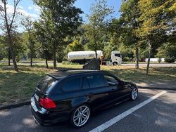 Schwarz Gebraucht 2011 BMW 335 Shadowline Kombi | 20.499 € (Etwas zu teuer)